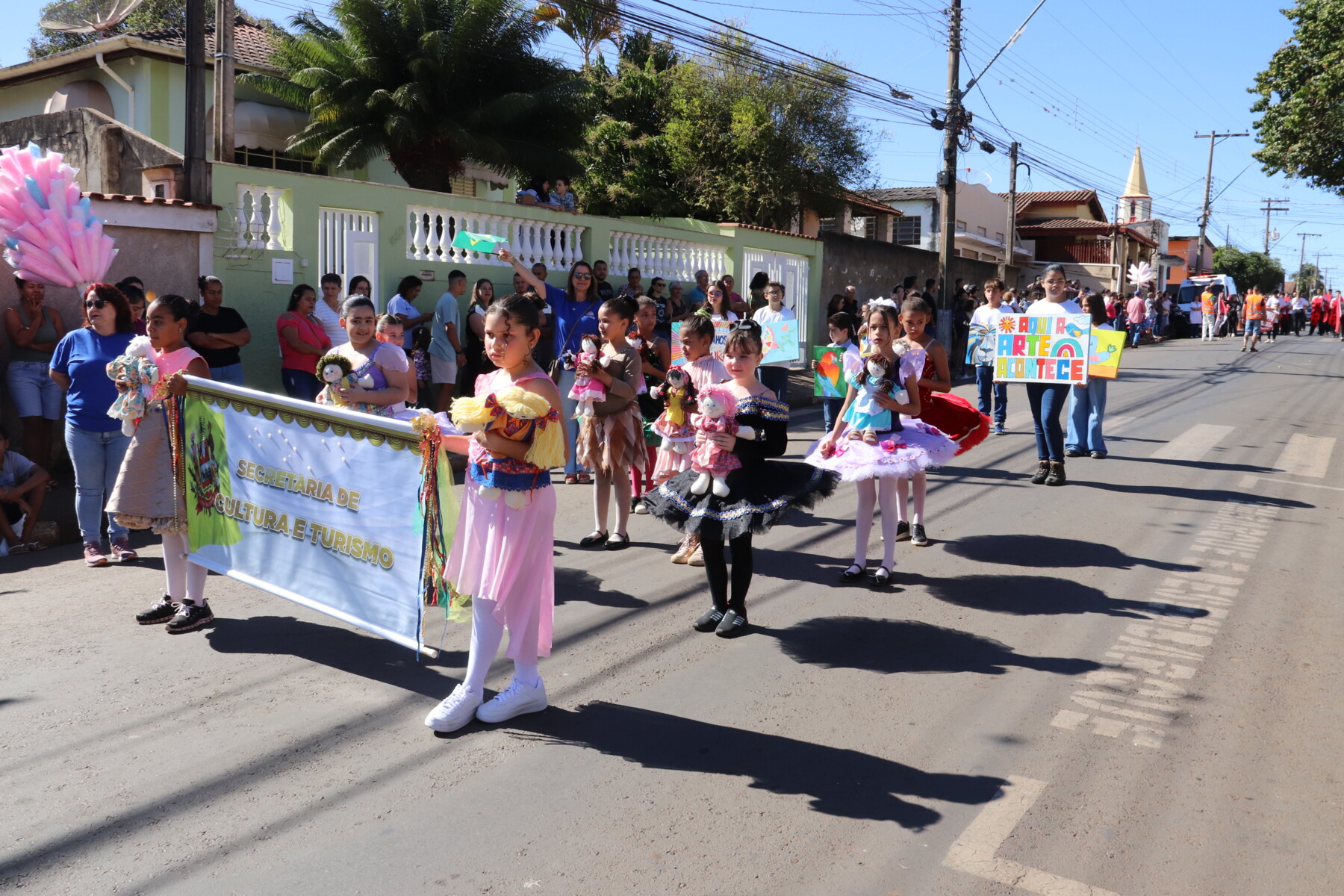 Solenidades  da Independência do Brasil começa em Martim Francisco