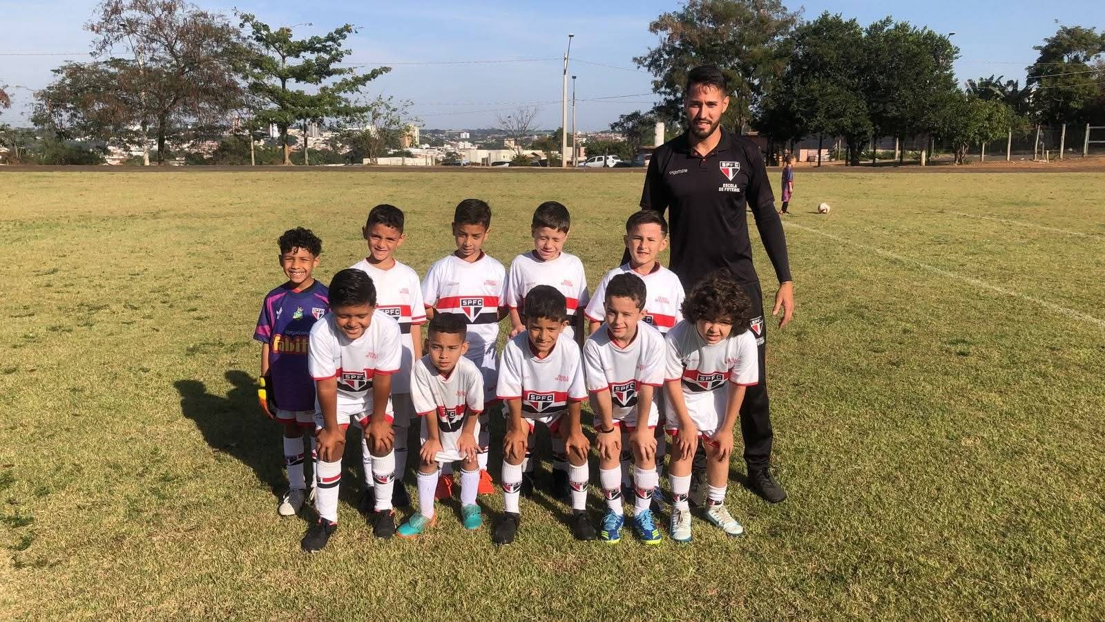 ​Futebol de base: São Paulo conquista Festival Sub-7 da Copa Marfim no NIAS