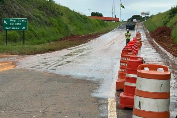 ​Acesso à SP-340 na região da Chácara São Marcelo é liberado após reparo em adutora